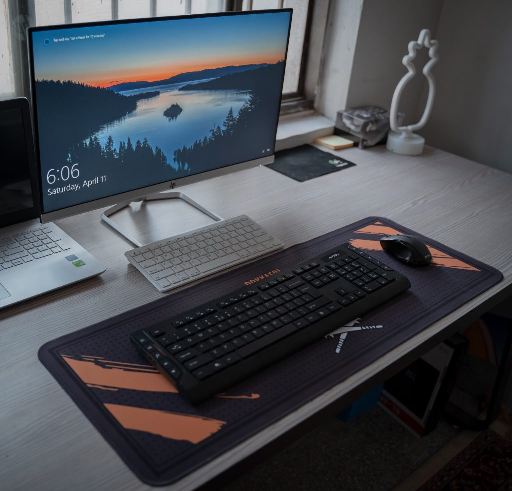 Desktop or Mobile? Which One Offers the Best Gaming Experience?